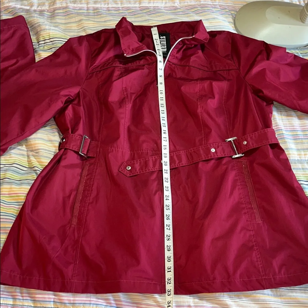 Details Intl Maroon Hooded and Belted Rain Jacket with Zipper 2X EUC‎